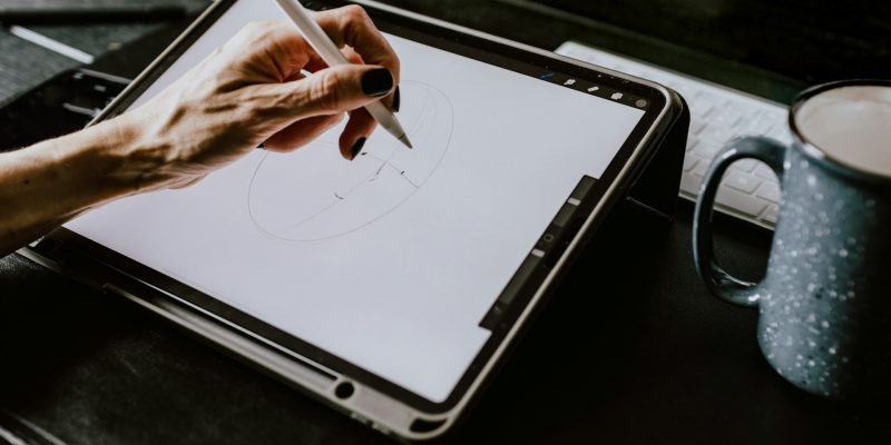 kelly-sikkema-2d-ZQjDhH94-unsplash Smartdesc - Adobe Licensing